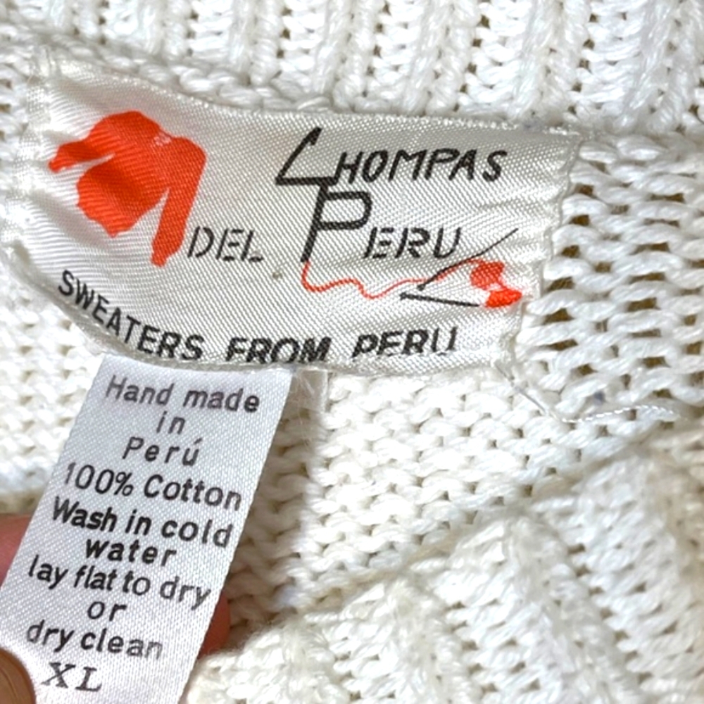 Cotton White Sweater with Stars by Chompas del Peru - Picture 3 of 5